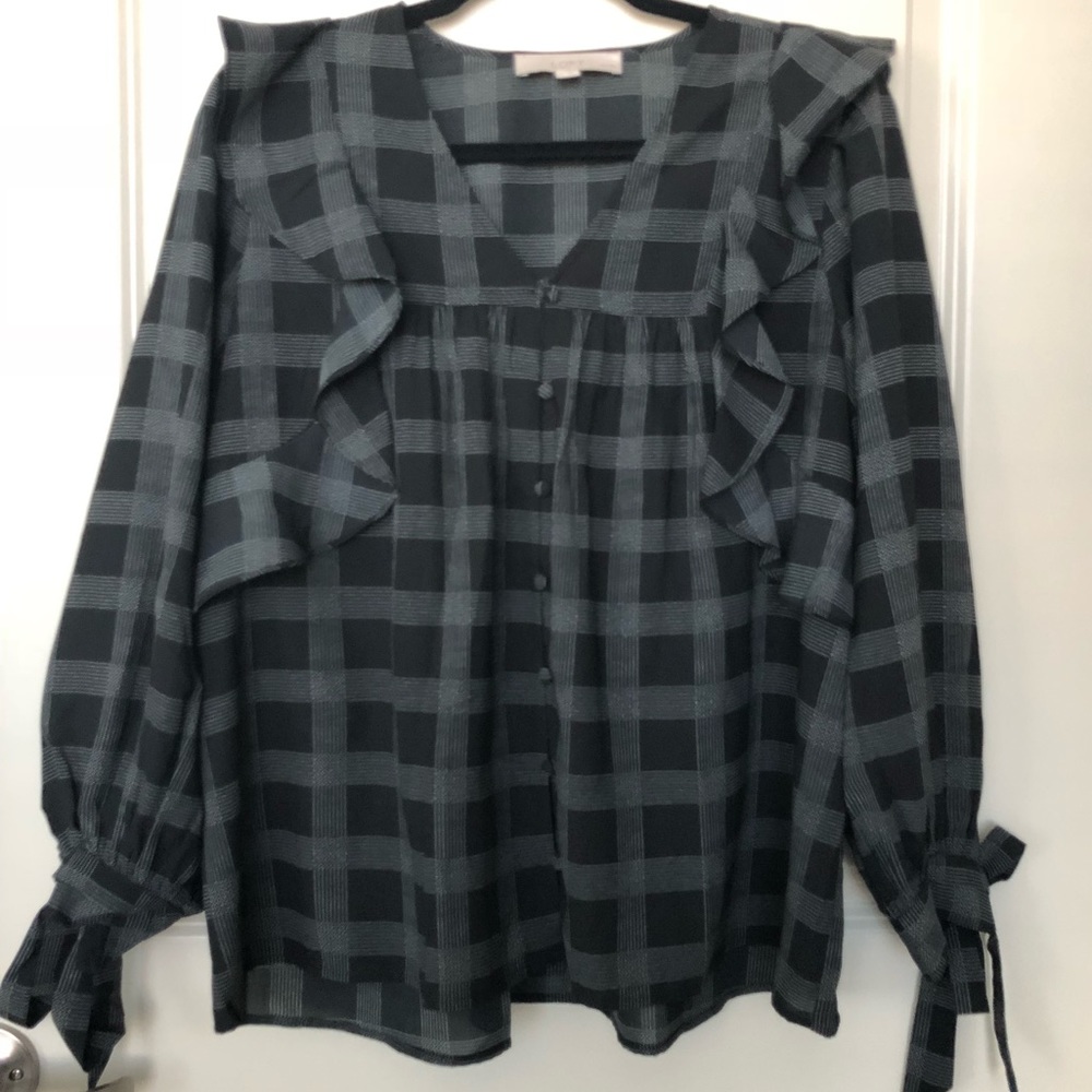 Long sleeve Top.